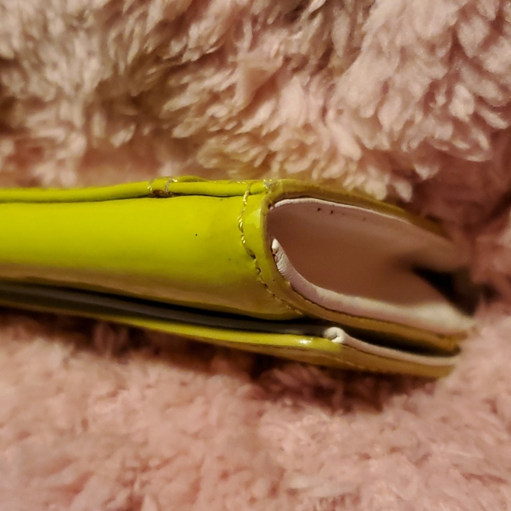 Kate Spade Sour Apple Green Patton Leather Wallet - Picture 7 of 17
